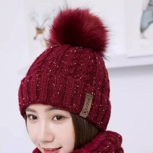 💌 LCZTN Pom Pom Hat Slouchy Cable Knit Tobogan Ski Hat Burgundy